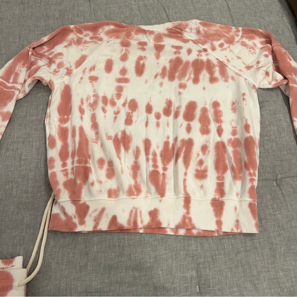 Loft Tie-Dye Lounge Set - Pink and White - Picture 4 of 14